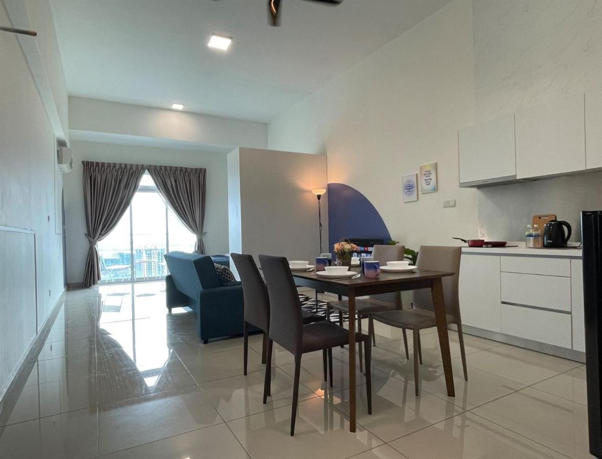 Delight Homestay Twin Galaxy Johor Bahru Exteriör bild